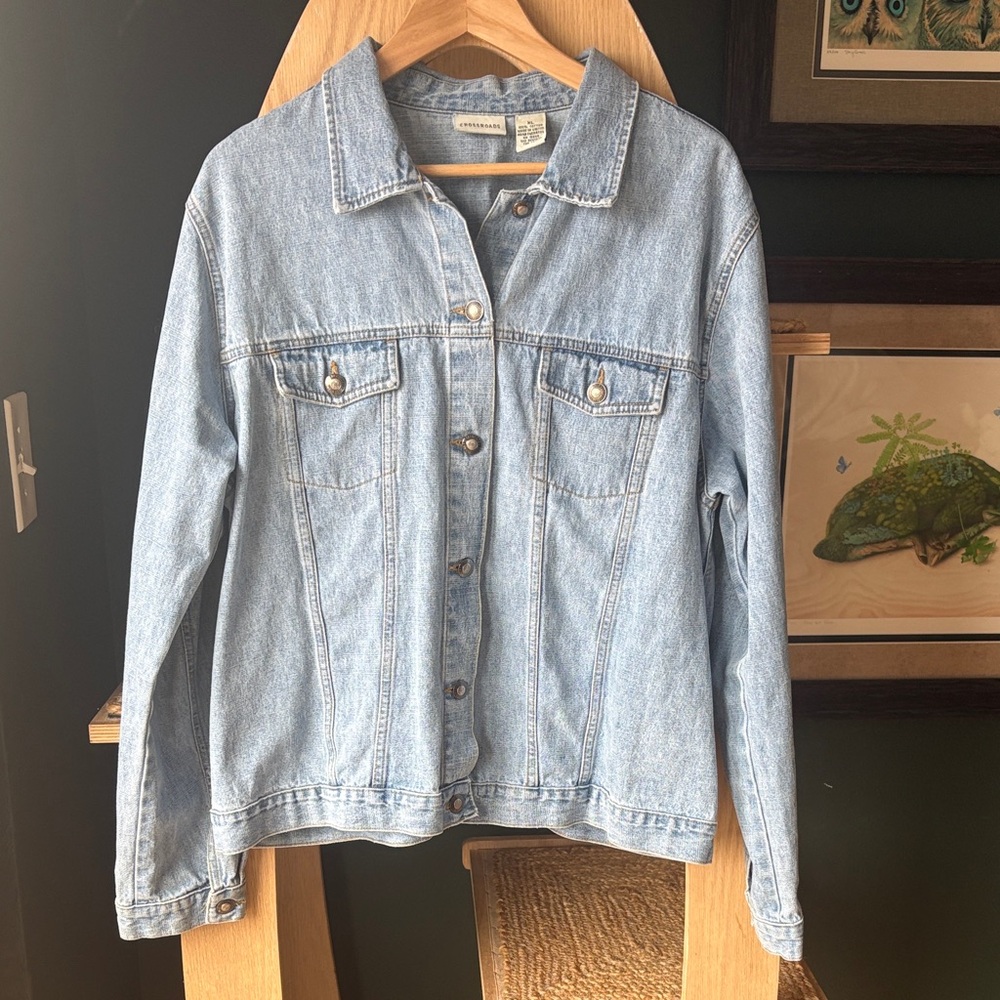 Light Wash Denim Jacket Women’s XL 100% Cotton